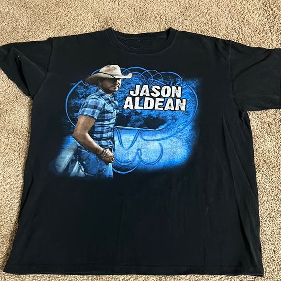 jason aldean Tops - Jason Aldean, my Kinda party 2011 concert T-shirt